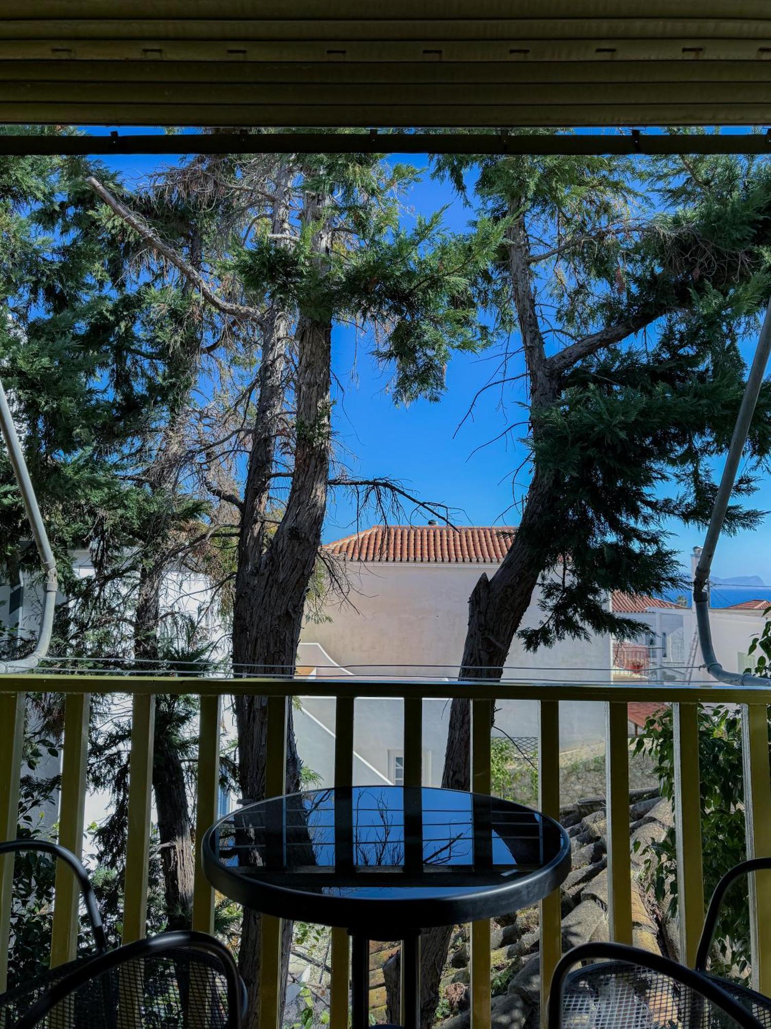 Villa Anel Spetses Town Exterior photo